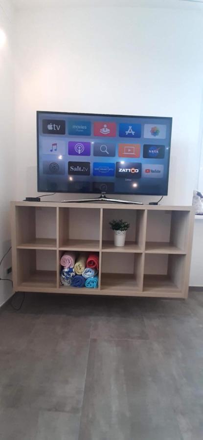 Apartment Alina Lamone Luaran gambar