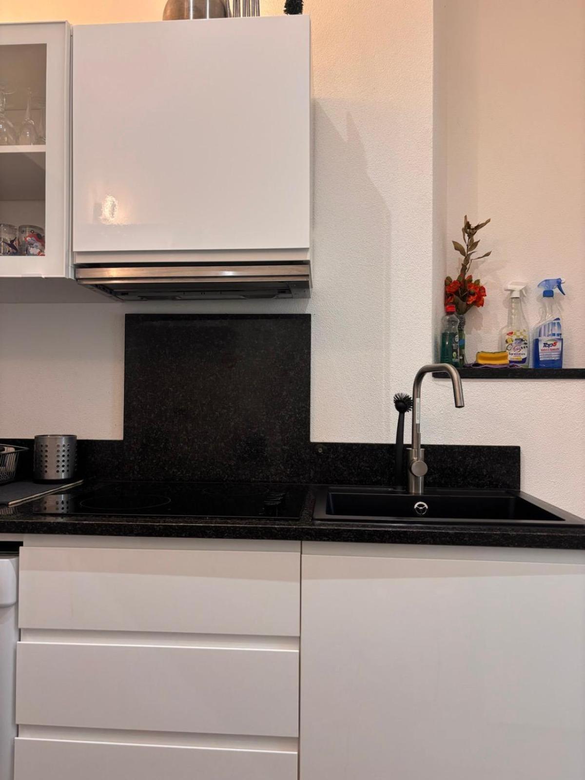Apartment Alina Lamone Luaran gambar