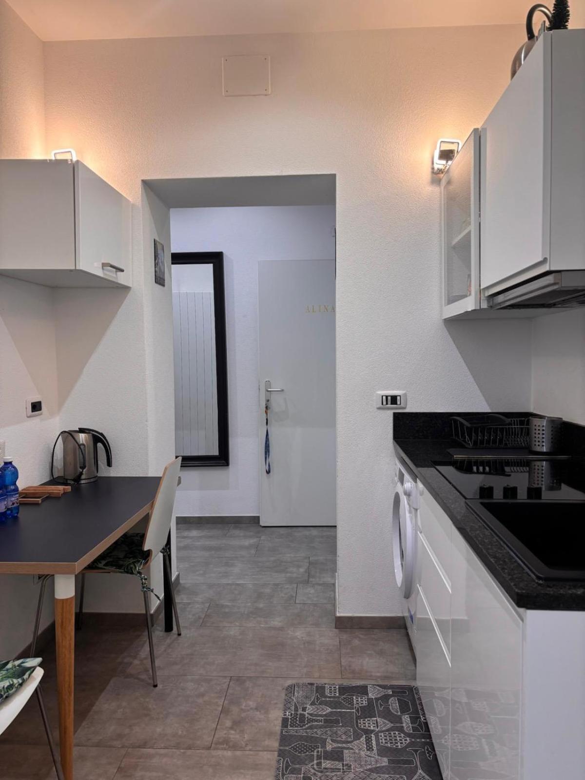 Apartment Alina Lamone Luaran gambar